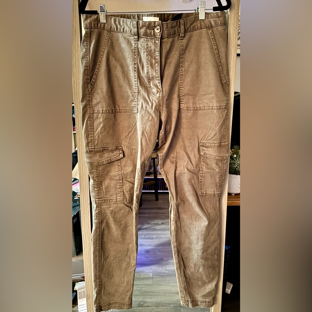 H&M Women’s Cargo Pants